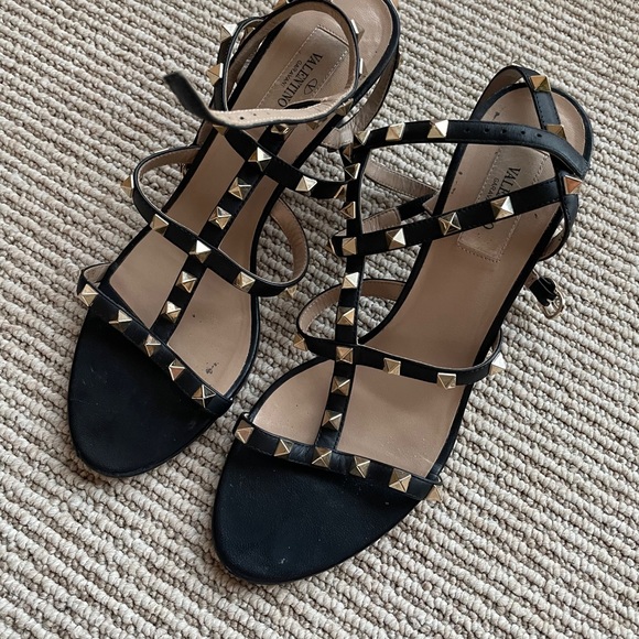VALENTINO SANDALS WITH KITTEN HEEL - Picture 3 of 10